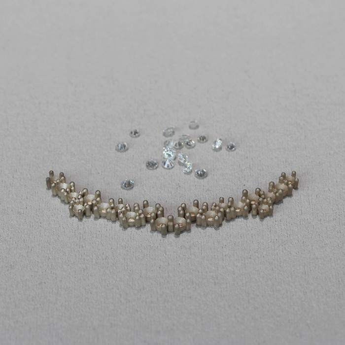 melly diamond necklace reset
